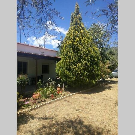 Irinis Cottage Kala Nera Buitenkant foto