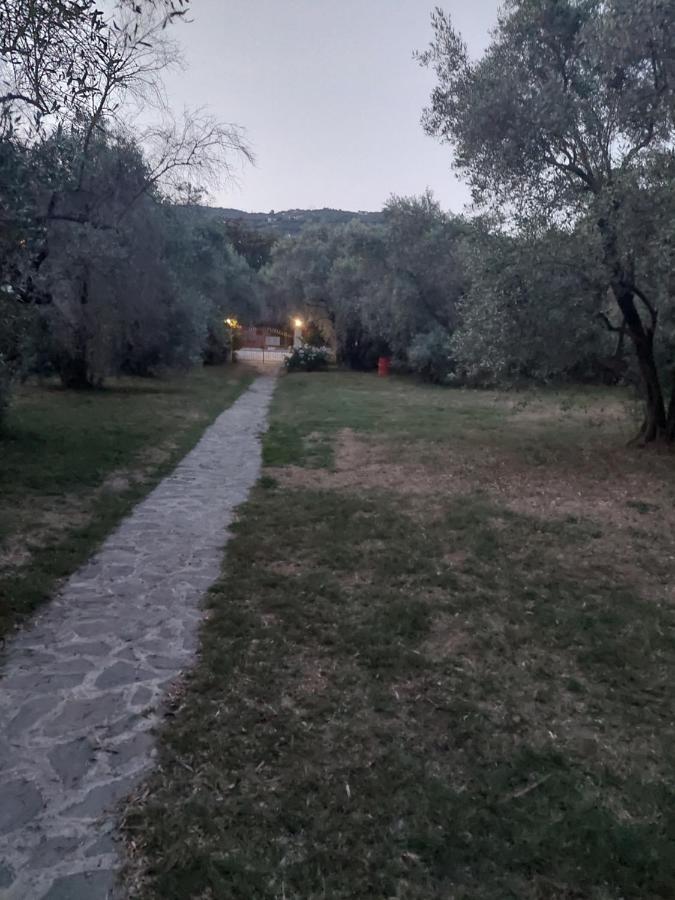 Irinis Cottage Kala Nera Buitenkant foto